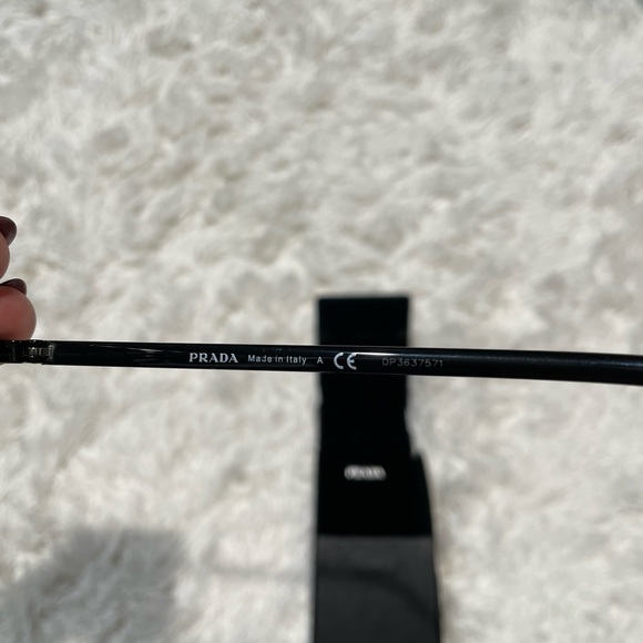 Prada sunglasses - Picture 13 of 16
